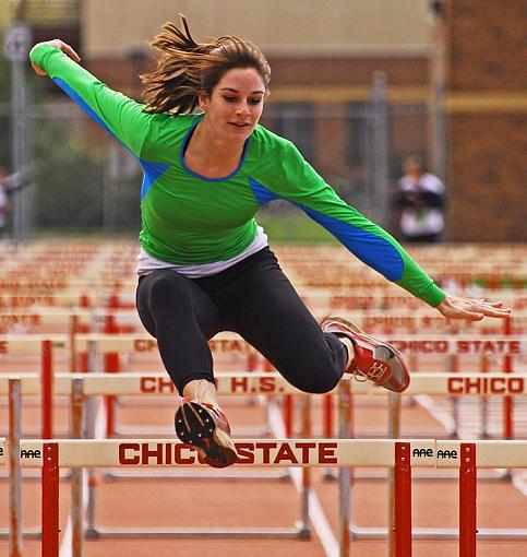 Hurdler-rbb_1320_2_3.jpg