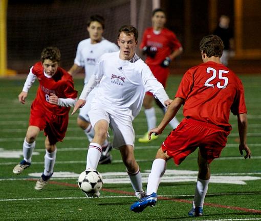 A few night soccer shots with the D4 and D3s-shl_0050.jpg