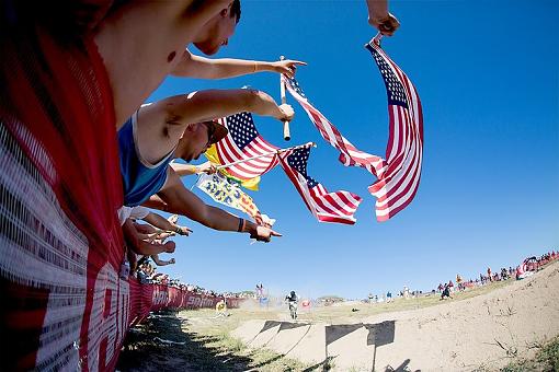 Some Photo from Sea Otter this year-s780_902903_614209175273712_1000260111_o_1.jpg