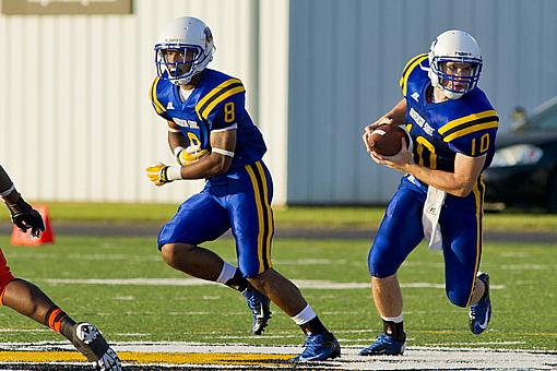 First Football of the Season-d3s_0201_5500-3-10.jpg