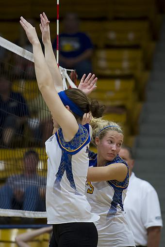 College Volleyball-d3s_3347-3-10.jpg