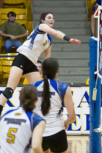 College Volleyball-d3s_3691-2-10.jpg