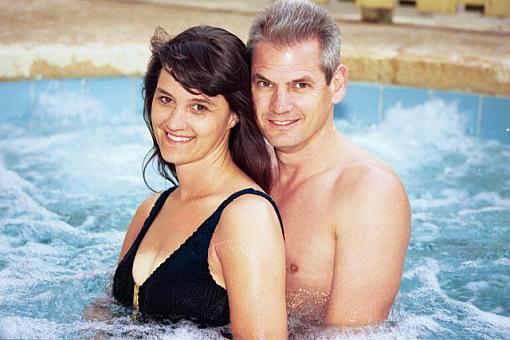 Love-myrtle-beach-2003-78-hot-tub-03pr.jpg