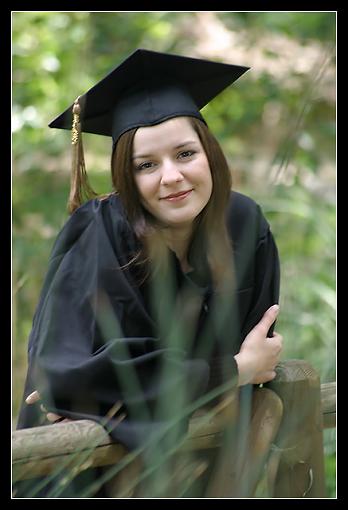 last picture post for a while: graduation-mirella_bridge2.jpg