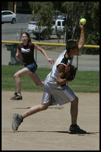 Park Day Softball Game-2005-06-06-mountain-oaks-homeschool-park-day-067.jpg