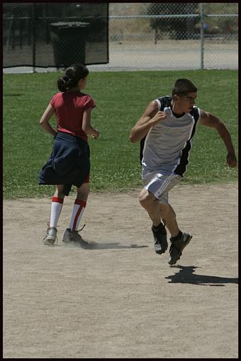 Park Day Softball Game-2005-06-06-mountain-oaks-homeschool-park-day-188.jpg