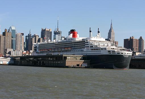 NYC Mini Gathering Pics.....-queenmary4379.jpg