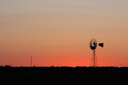 Sunset in oil country...-dsc_6267-2-640.jpg