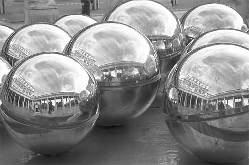 Paris-self-portrait-palais-royal_wc.jpg