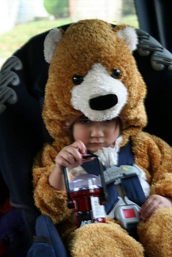 Your Halloween Pics-unhappybear1031.jpg