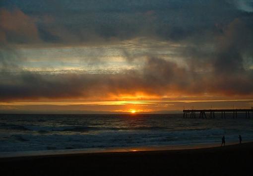 Your Favorite Shots of 2006-pacifica-pier-s.jpg