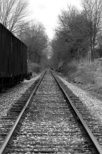 On the Rails Again...-dsc_7357-2-b-w-640.jpg