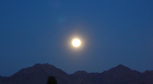 Lunar Eclipse Saturday!-moon.jpg