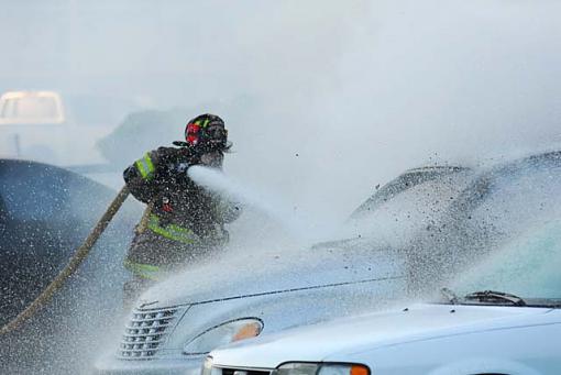 Barbequed PT Cruiser-07-04-27-028.jpg