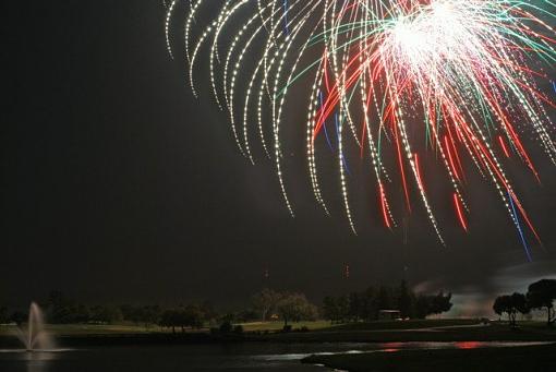 Mountain View / Shoreline fireworks-csc_9205%5B1%5D.s.jpg