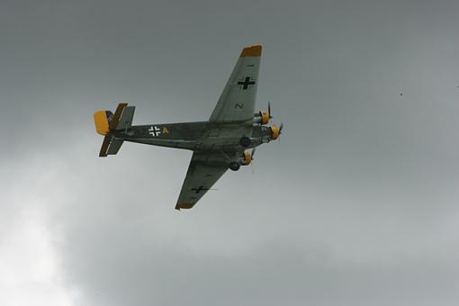 Air show 07-js072805.jpg