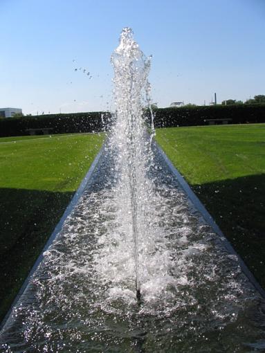 A Day In Milwaukee-fountain.jpg