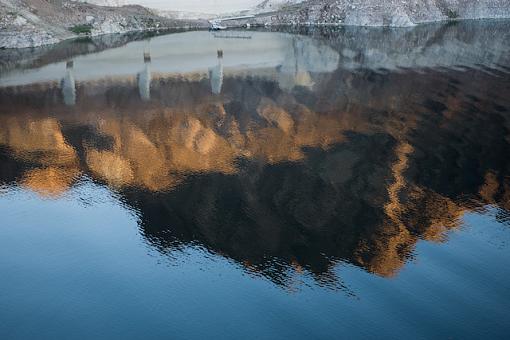 Dam reflections-vv9w3825.jpg