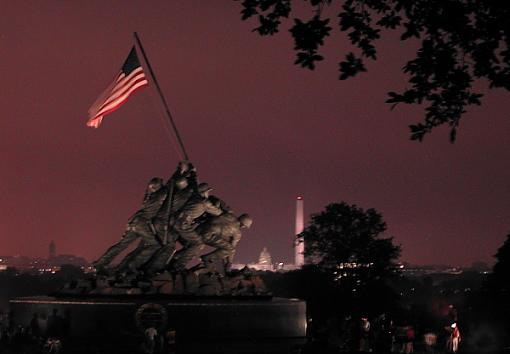 Happy 4th July to everyone not that it-iwo-jima.jpg