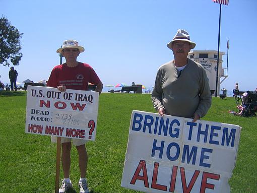 Anti war protesters-img_2319_px640.jpg