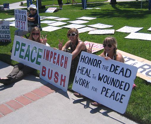 Anti war protesters-img_2321_px640.jpg