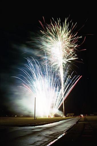 It Rained In North Carolina On The 4th-4-jul-04-fireworks-02-pr.jpg