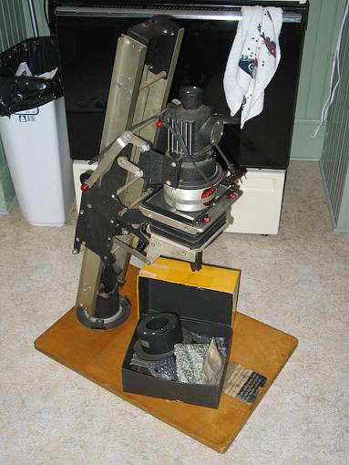 My crazy, weird night-enlarger.jpg