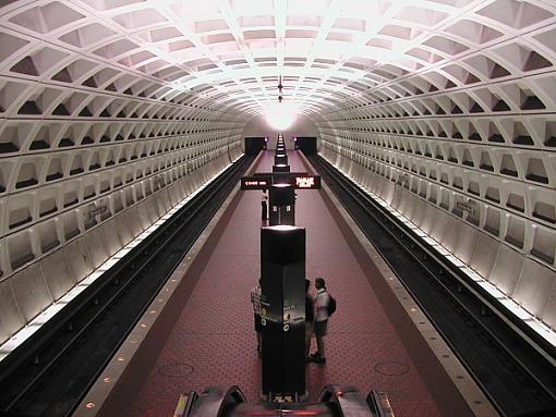 A night in DC.-metro.jpg