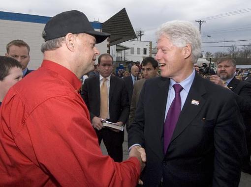 Mr. Clinton look this way too!-clintondairyqueen07.jpg