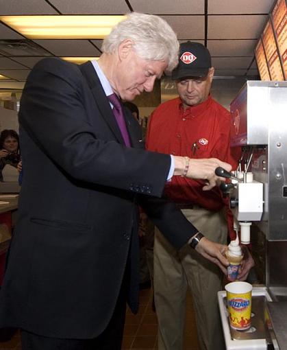 Mr. Clinton look this way too!-clintondairyqueen10.jpg