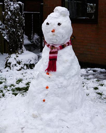 We built a snowman this weekend-_mg_4777-640.jpg