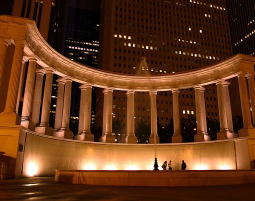 Millenium Park, what we were allowed to see...-arch.jpg