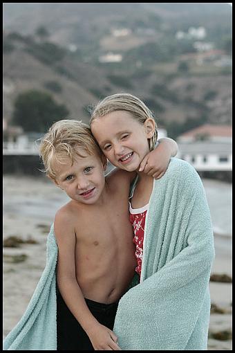 unofficial photo shoot at the beach...-kayla_van.jpg