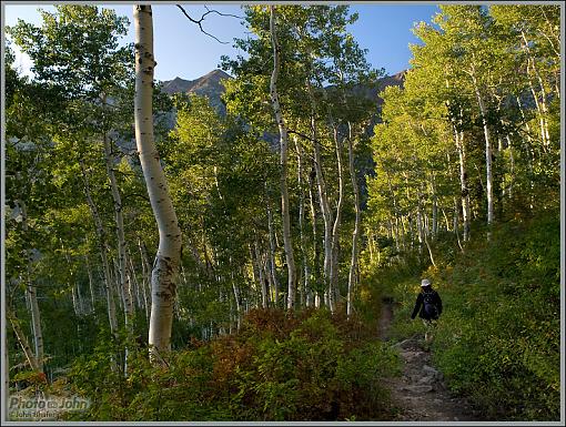 Early Fall Hike-_9133993.jpg