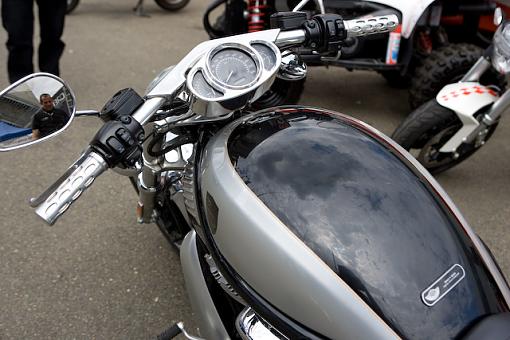 some kind of Harley ?-vv9w8400.jpg