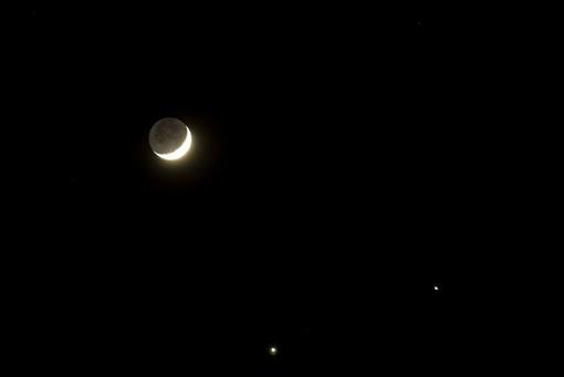 Conjunction Of Moon, Venus and Jupiter-08-12-01-019pr.jpg