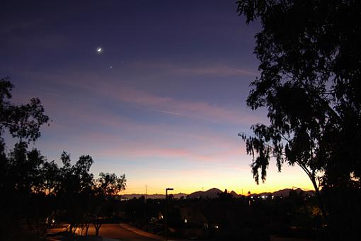 Conjunction Of Moon, Venus and Jupiter-balcony-1.jpg