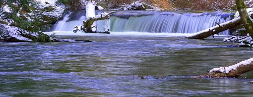 Snow at the Falls-rbr3.jpg