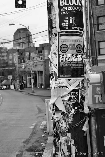 Post your b&amp;w images - digital or film....-streetart2.jpg