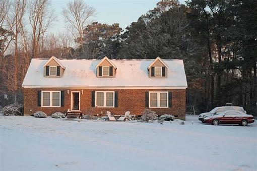 A Few Snow Shots From Coastal NC-home.jpg