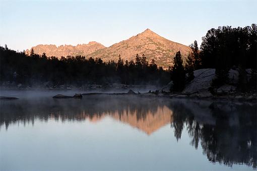 Your Desktop Photo... Why?-clear-lake-mist-640.jpg