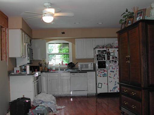 My excus for not being around too much recently!-kolich-kitchen-before.jpg