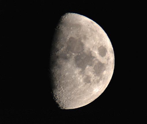 Waxing Gibbous Moon @ 1000mm day &amp; night-night-moon-%40-1000mm.jpg