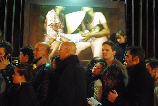 Paris Nuit Blanche - artistic happening by prime-2-railings.jpg