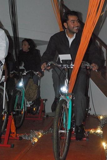 Paris Nuit Blanche - artistic happening by prime-5-pedals.jpg