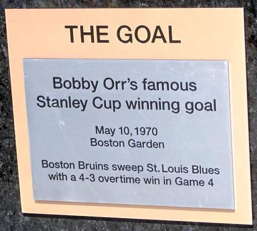 Bobby Orr  - 40 years later-bo3.jpg