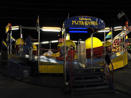 Slow Night at the Carnival-dsc_0715-2-800.jpg