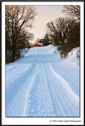 I think it snowed a bit last night...-_mg_1407.jpg