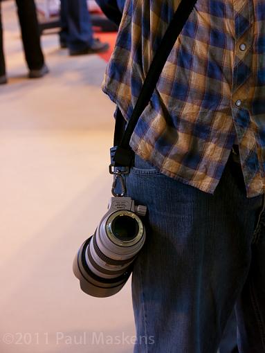 how not to carry a lens?-_1070119.jpg