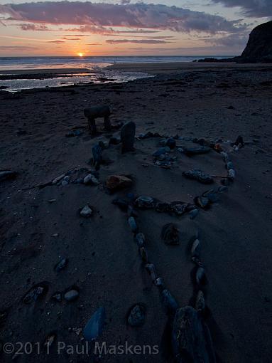 pebble henge-_5260968.jpg